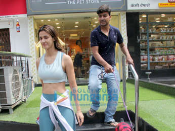 Disha Patani snapped at a pet shop in Bandra