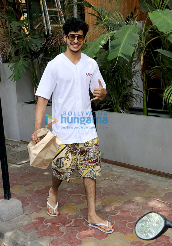 ishaan khatter spotted at kitchen garden in juhu 1