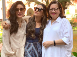 Karisma Kapoor and Kareena Kapoor Khan look stunning in this picture with their mother, Babita