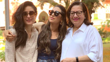 Karisma Kapoor and Kareena Kapoor Khan look stunning in this picture with their mother, Babita