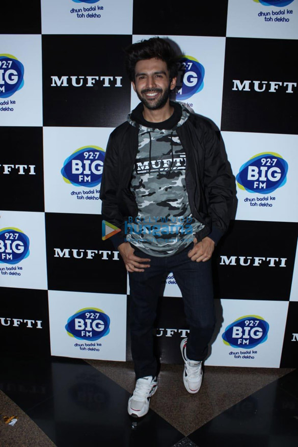 kartik aaryan snapped at mufti collection launch 4