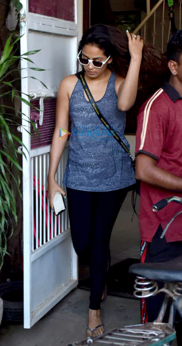 Photos: Mira Rajput snapped at a clinic in Versova