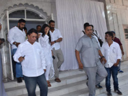 When Ajay Devgn consoled his daughter Nysa at the prayer meet of his late father Veeru Devgan