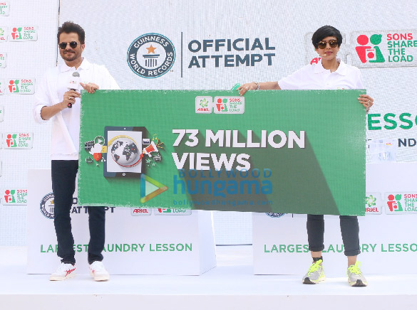 photo anil kapoor receives guinness world record certificate on behalf of ariel india 2
