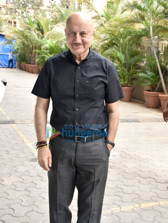 photos esha gupta and anupam kher snapped at one day justice delivered trailer launch 4