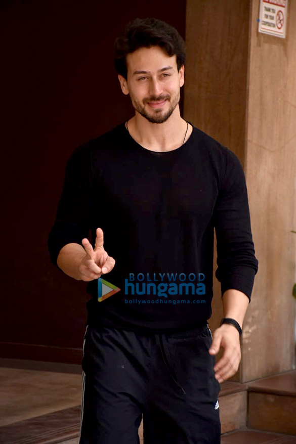 Photos: Tiger Shroff spotted at the Kwan office in Andheri Photos: Tiger Shroff spotted at the Kwan office in Andheri