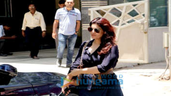 Photos: Twinkle Khanna snapped at a clinic in Juhu
