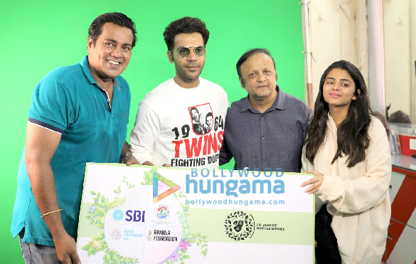 Rajkummar Rao, Asif Bhamla, Shaan & Saher Bhamla at the shoot of Bhamla Foundation’s anti air pollution anthem #HawaAaneDe Rajkummar Rao, Asif Bhamla, Shaan & Saher Bhamla at the shoot of Bhamla Foundation’s anti air pollution anthem #HawaAaneDe