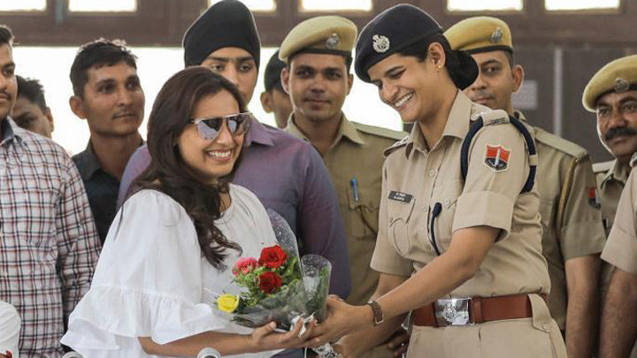 Rani Mukerji meets the Police Force & Their Families at Kota| Mardani 2
