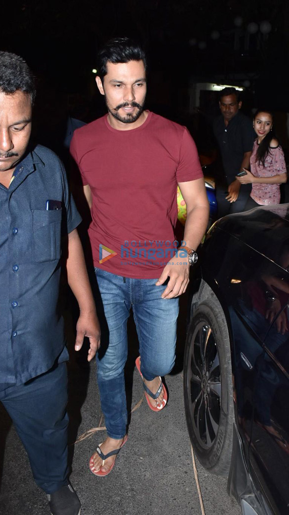 sara ali khan and randeep hooda snapped after a shoot in bandra 3