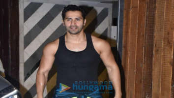 Varun Dhawan spotted at the gym in Juhu