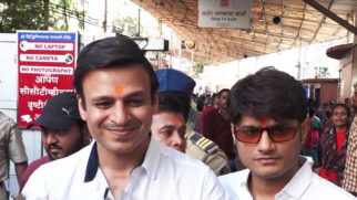 Vivek Oberoi visits Siddhivinayak Mandir for his film PM Narendra Modi