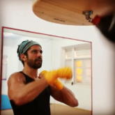 WATCH: Farhan Akhtar gets into his sporty avatar while training for Toofan