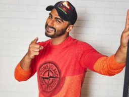 Arjun Kapoor has a SAVAGE reply to a hater who compares his relationship with Sridevi and his girlfriend Malaika Arora