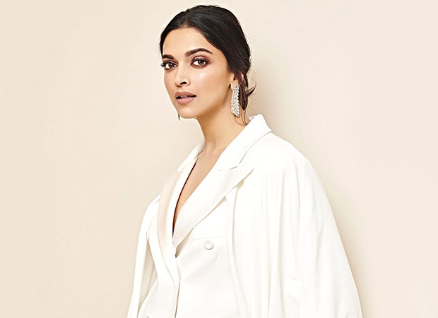 Deepika Padukone has the sweetest post as a response to the GIFT she received from Ranbir Kapoor’s parents Rishi and Neetu Kapoor Deepika Padukone has the sweetest post as a response to the GIFT she received from Ranbir Kapoor’s parents Rishi and Neetu Kapoor