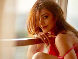 Kajal Aggarwal gives a sunny, cotton candy vibe in a bubble-gum pink negligee (see pic
