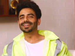 CRAZY: Aparshakti Khurana IMITATES Mika Singh, Badshah & Usha Uthup | Kudiye Ni | Neeti Mohan