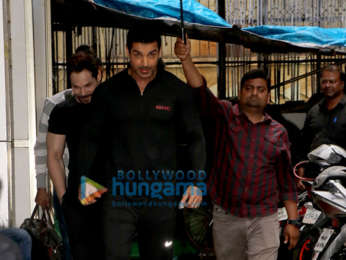 Photos: John Abraham snapped in Khar