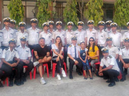 Malang star Disha Patani and director Mohit Suri strike a pose with Merchant Navy students