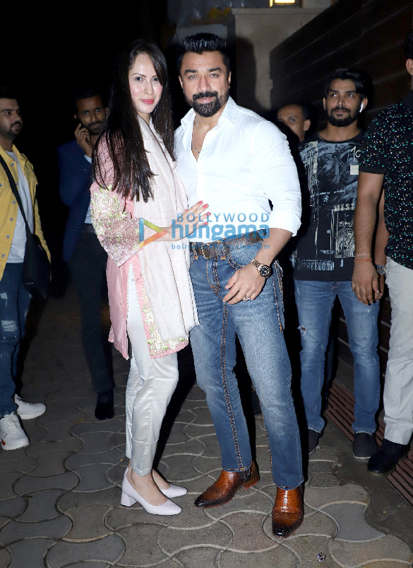 photos esha gupta sunny leone iulia vantur and others grace raza beigs eid bash 11