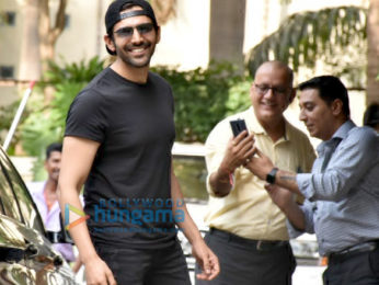 Photos Kartik Aaryan snapped post a meeting at Aanand L Rai's office