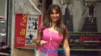 Photos: Kim Sharma spotted after dance rehearsals in Khar