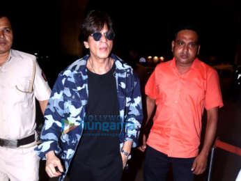 Photos: Shah Rukh Khan, Kareena Kapoor Khan and others snapped at the airport