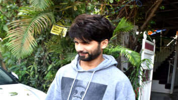 Photos: Shahid Kapoor snapped at a clinic in Versova