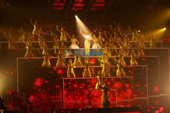 photos shilpa shetty performs on the sets of super dancer chapter 3 4