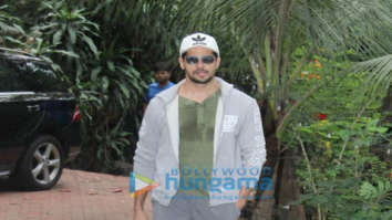 Photos: Sidharth Malhotra spotted at a dance class