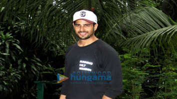 Photos: Sidharth Malhotra spotted post dance rehearsals