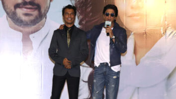 Shah Rukh Khan unveils the Music & Trailer of Marathi movie Smile Please – part 1