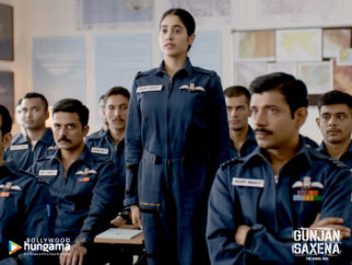 wallpapers of the movie Gunjan Saxena - The Kargil Girl
