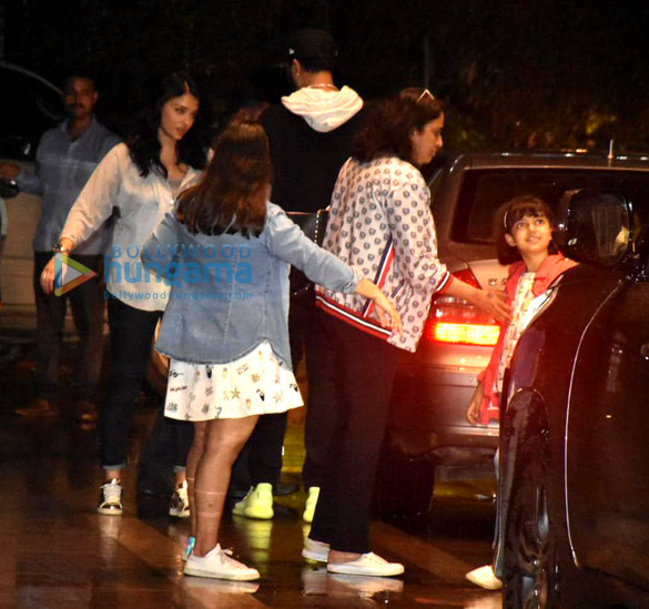 photos abhishek bachchan aishwarya rai bachchan snapped with daughter at yauatcha in bkc 4