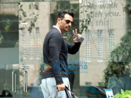 Photos: Arjun Rampal snapped at Hinduja Hospital