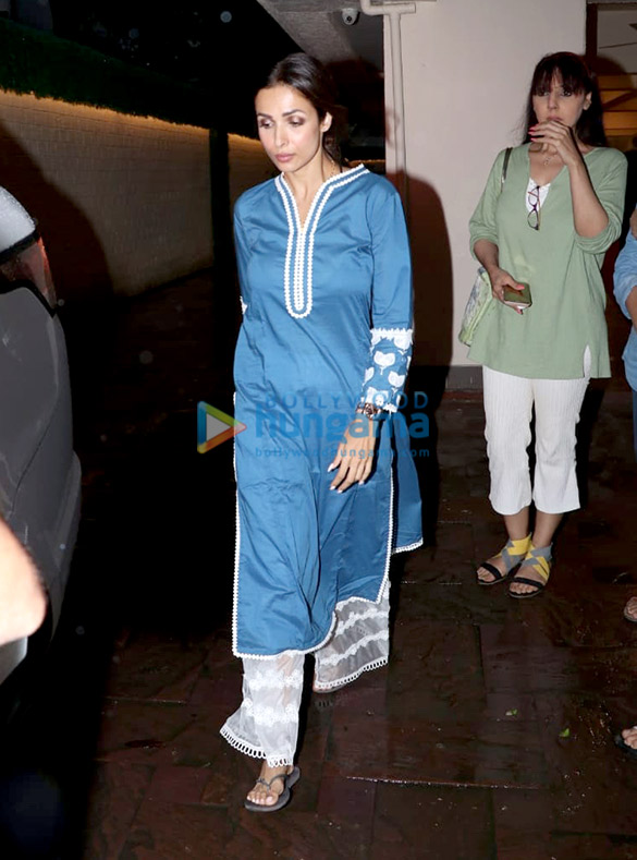 photos celebs snapped paying their condolence at kaykasshan patels home 8