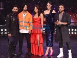 Photos: Diljit Dosanjh and Kriti Sanon snapped promoting Arjun Patiala on sets of Dance India Dance