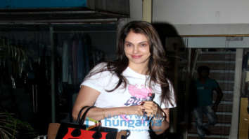 Photos: Eesha Koppikhar spotted at a salon in Bandra