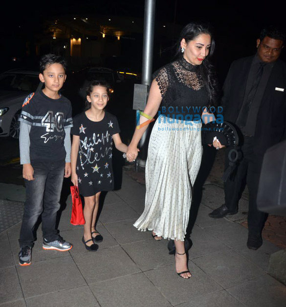 photos manyata dutt spotted with her kids at yauatcha in bkc 6