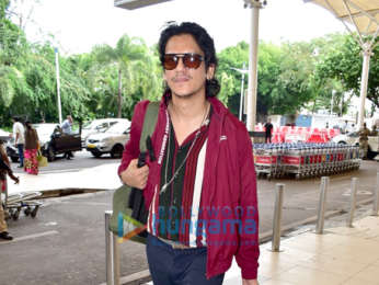 Photos: Nushrat Bharucha, Karisma Kapoor and others snapped at the airport