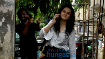 Photos: Taapsee Pannu and Ameesha Patel snapped at Kromakay salon in Juhu