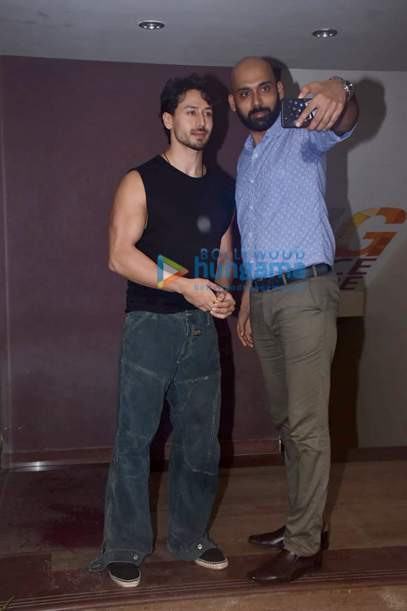 photos tiger shroff spotted at the kwan office in andheri 6