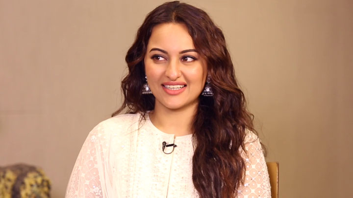 Salman Or Sonakshi Sex Video - Sonakshi On S*X: Why Can't We Talk About Something That's Fact of Life? |  Khandaani Shafakhana - Bollywood Hungama