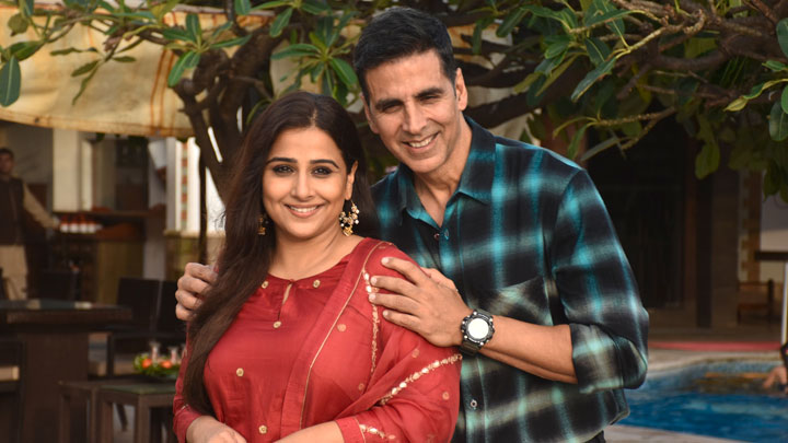 Akshay Kumar and Vidya Balan spotted at Sun & Sand, Juhu