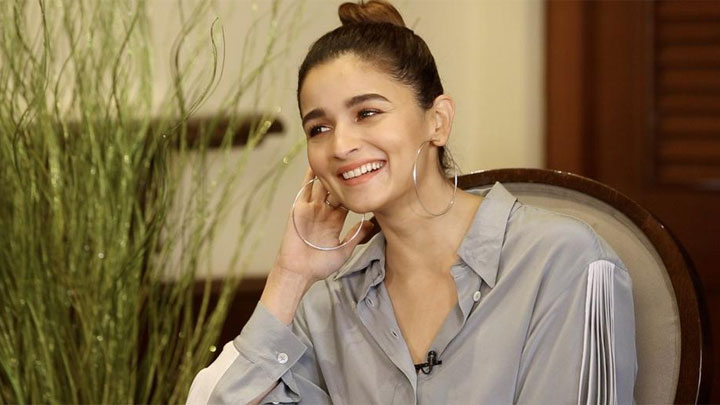 Alia Bhatt Quiz: How Well Do The Doorbeen Boys Know Alia’s Songs? | PRADA Alia Bhatt Quiz: How Well Do The Doorbeen Boys Know Alia’s Songs? | PRADA