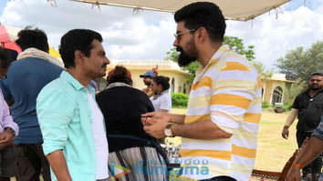 on the sets of the movie Bole Chudiyan