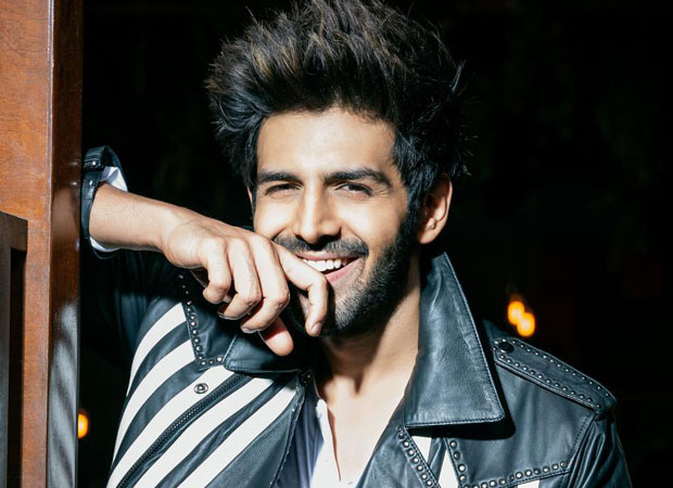 Kartik Aaryan teaches us how to drink mango shake in a mature way in this hilarious video