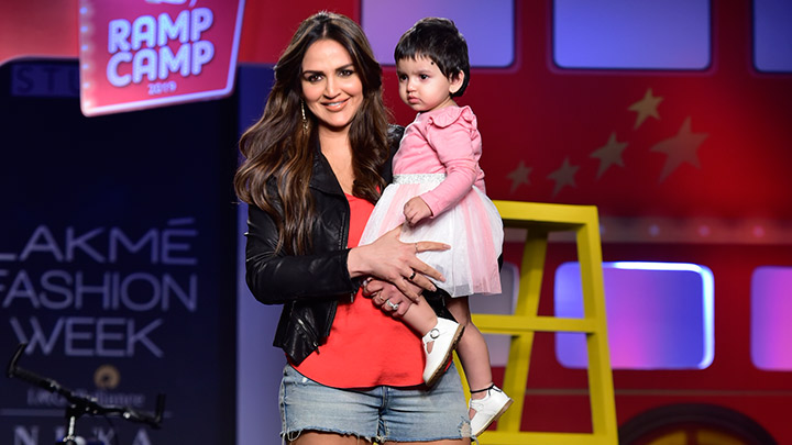 LFW: Esha Deol on ramp for Hamleys ramp camp show