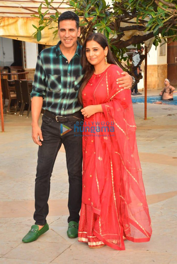 Photos: Akshay Kumar and Vidya Balan snapped promote their film ‘Mission Mangal’ Photos: Akshay Kumar and Vidya Balan snapped promote their film ‘Mission Mangal’