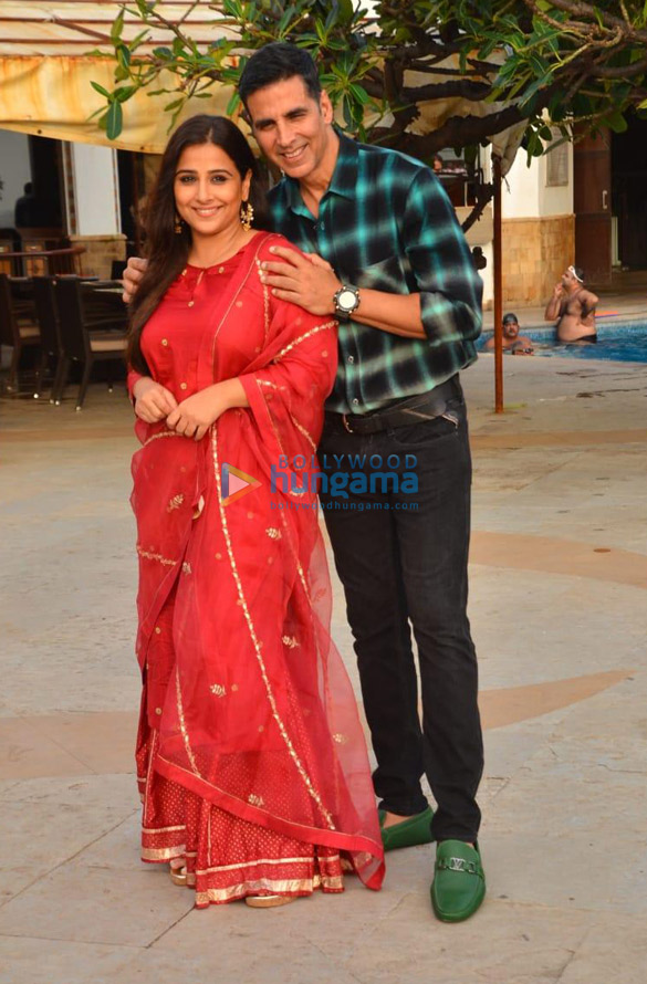 photos akshay kumar and vidya balan snapped promoting their film mission mangal 6